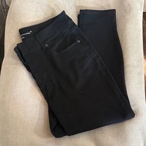 Women’s Black Jeans